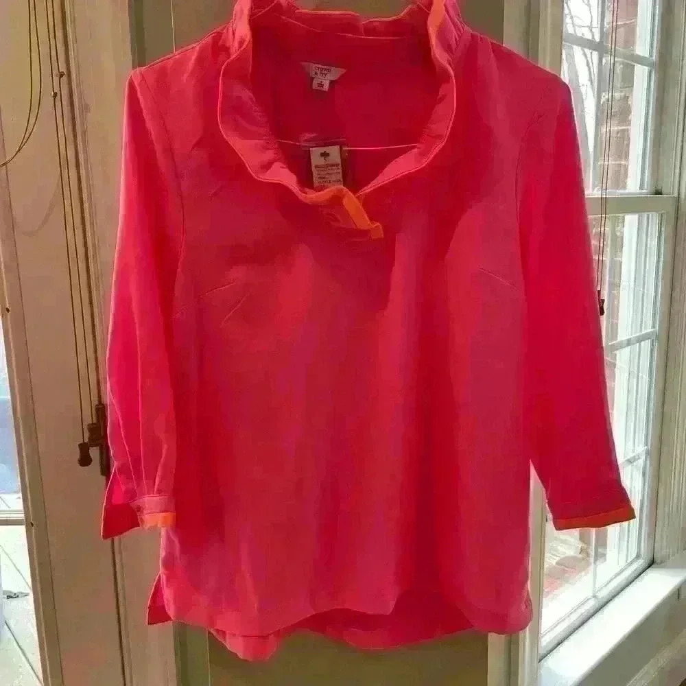 NWT Crown & Ivy Pink Ruffle Neck Top, Small, Smoke free home